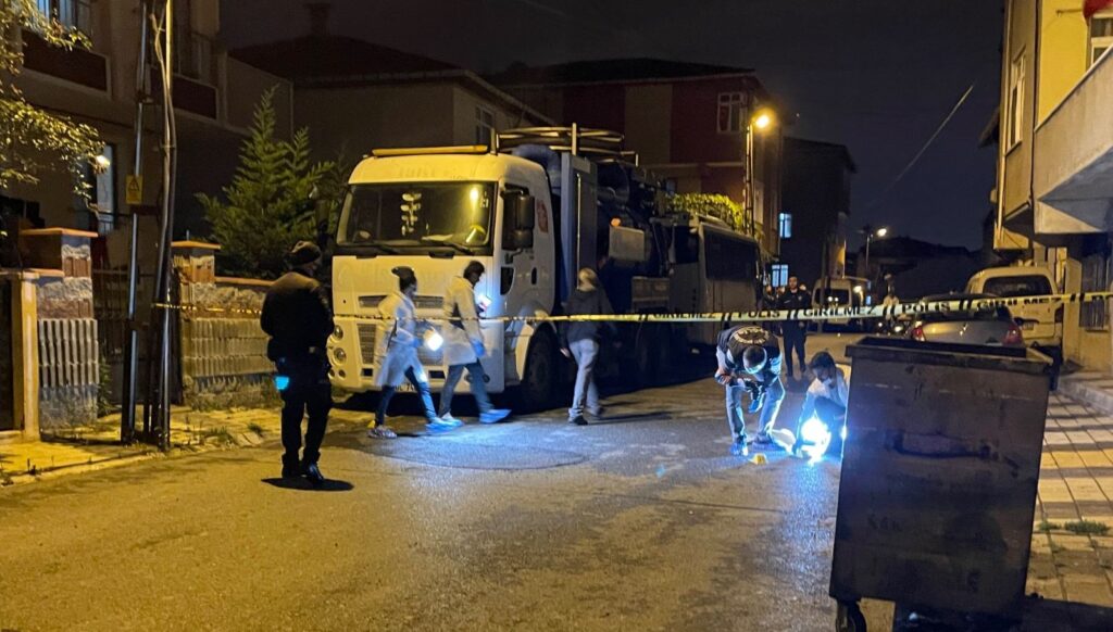 Sancaktepe’de 2 bekçi pompalı tüfekle yaralandı