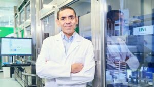 Uğur Şahin’den yeni açıklama: Mutasyonlar için farklı aşı gerekebilir