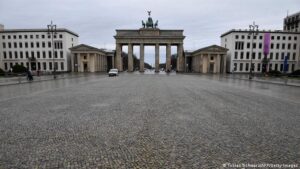 Almanya’da kapanma sinyalleri