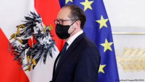 Avusturya hükümeti yine kapanma kararı aldı