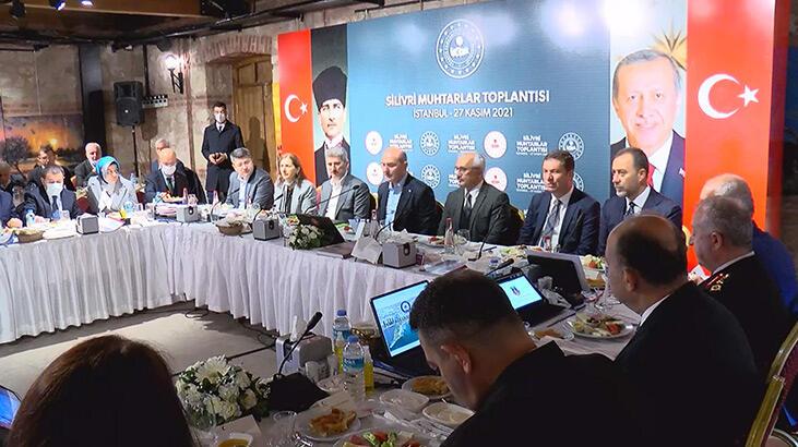 Bakan Soylu Silivri’de muhtarlarla bir araya geldi