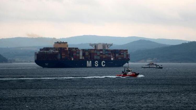 Çanakkale Boğazı, dev gemilerin geçişi için tek yönlü trafiğe kapatıldı