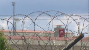 Cezaevlerine pandemi tecridi: 1 yıl 8 aydır açık görüş yok