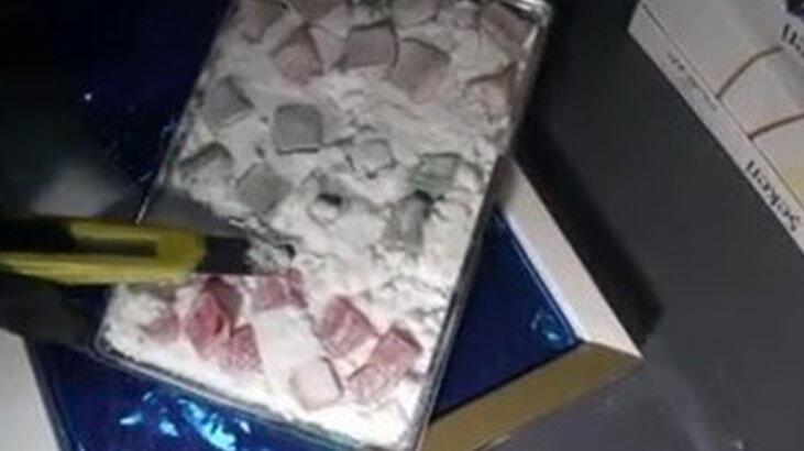 Ekipleri şoke eden olay! Lokum kutusundan uyuşturucu çıktı