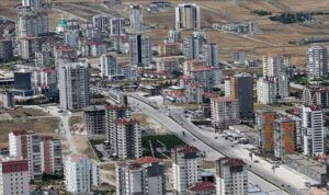 Esenyurt’ta ev almak isterken 20 bin lira dolandırıldı iddiası
