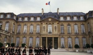 Fransa’da Elysee Sarayı’ndaki tecavüz iddiasına soruşturma açıldı