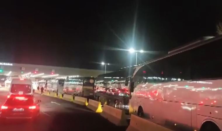 ‘Türkleri taşıyan yolcu otobüsleri Bulgaristan sınırında saatlerce bekletildi’ iddiası