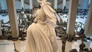 ABD’li emekli generallerden uyarı: 2024’te iç savaş çıkabilir!