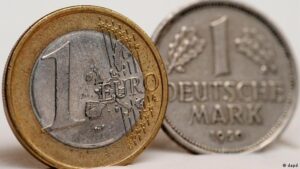Almanya’da yastık altında hâlâ 12,35 milyar mark var