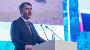 Bakan Kurum: Plastikler, deniz canlılarımızı tehdit ediyor