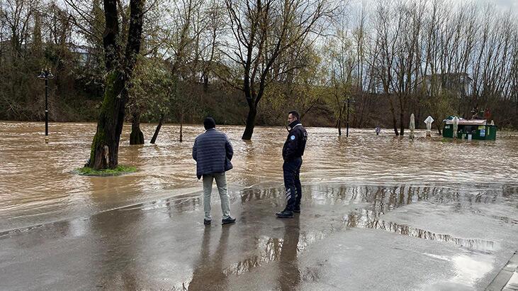 Bartın Irmağı 5 metre yükseldi
