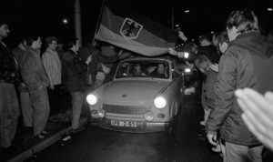 ‘Berlin Duvarı’nı yıkan gazeteci’ Riccardo Ehrman hayatını kaybetti