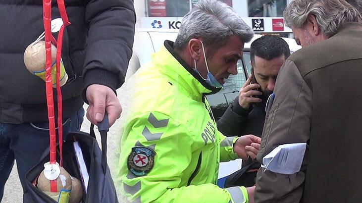 Bomba zannettikleri havai fişekleri çantaya doldurup, polise götürdüler