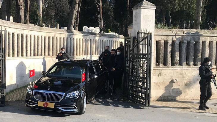 Cumhurbaşkanı Erdoğan anne ve babasının mezarını ziyaret etti