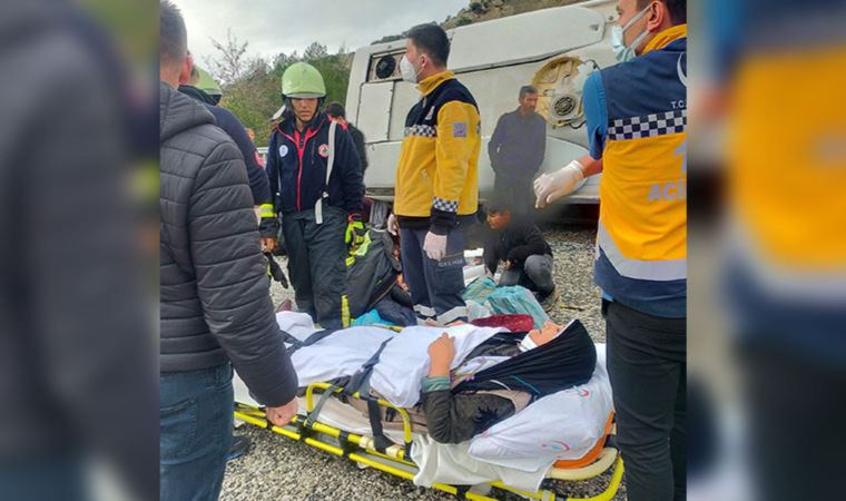 Denizli’de midibüs kazası: Çok sayıda yaralı var