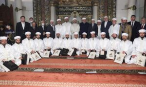 Diyanet karar verdi; camilerden T.C.’yi kaldırıyor