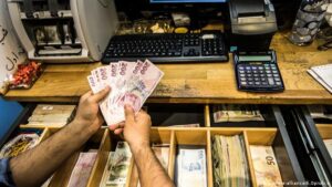 Dolar/TL’de düşüş, TCMB’nin rezervlerinde gerileme