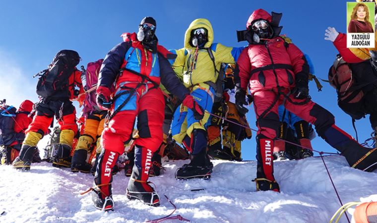 Hakan Bulgurlu, Everest’in zirvesinden çevre sorunlarına dikkat çekti