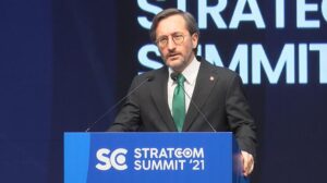 İletişim Başkanı Altun: Siber dünyamız 3-5 sosyal medya baronundan çok daha büyüktür