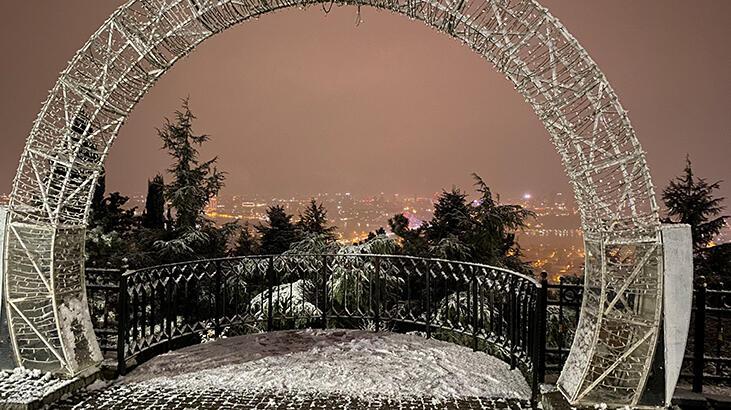 İstanbul’da kar! Çamlıca tepesi beyaza büründü