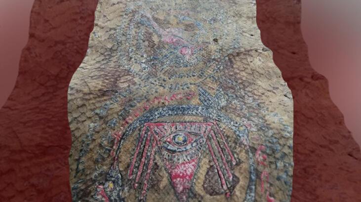 Karabük’te İbranice yazılı yılan derisi ele geçirildi