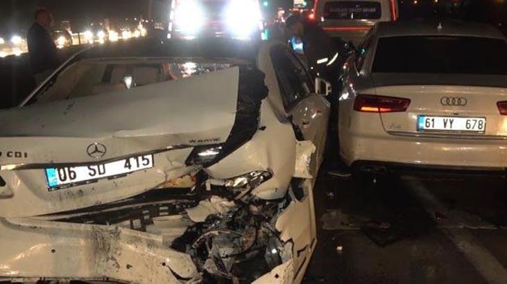 Kayganlaşan yolda zincirleme kaza: 4 yaralı