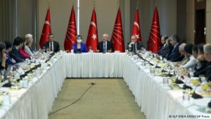 Kılıçdaroğlu’ndan “kayyum” yorumu: Aklını ekmek peynirle yemiş kişiler