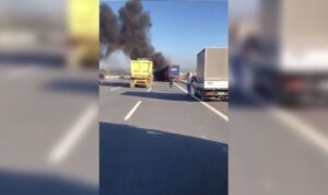 Kuzey Marmara Otoyolu’nda TIR yangını: Alevler kabini sardı