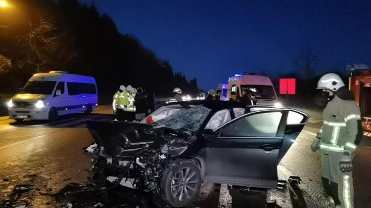 Otomobil ile kamyon çarpıştı: 1’i ağır 7 kişi yaralandı
