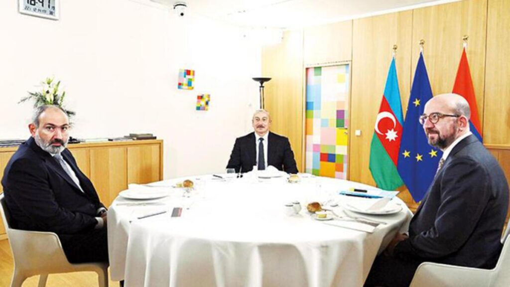 Paşinyan duyurdu: Azerbaycan ve Ermenistan demiryolu anlaşmasını sağladı!