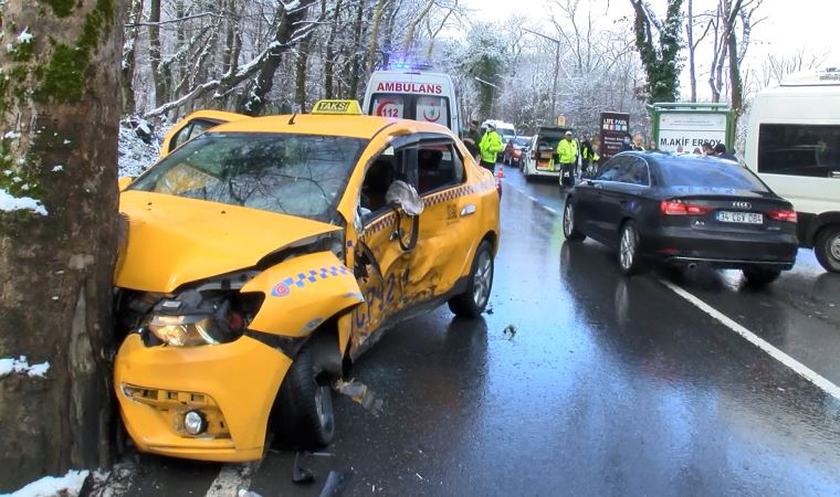 Sarıyer’de servis minibüsü ve taksi çarpıştı: 3 yaralı