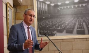 Sayıştay raporuna dikkat çekti: TRT’nin batacağının resmidir