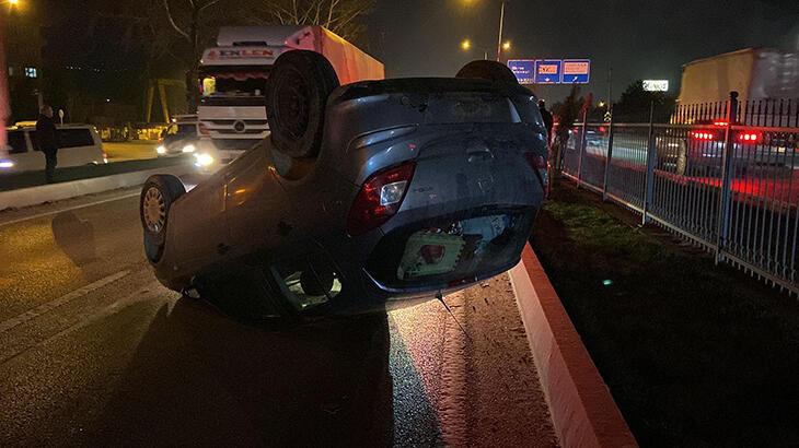 Takla atan aracın çarptığı koruma demirleri bir başka araca saplandı!
