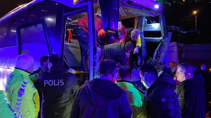 TEM’de otobüs kazası! Çok sayıda yaralı var
