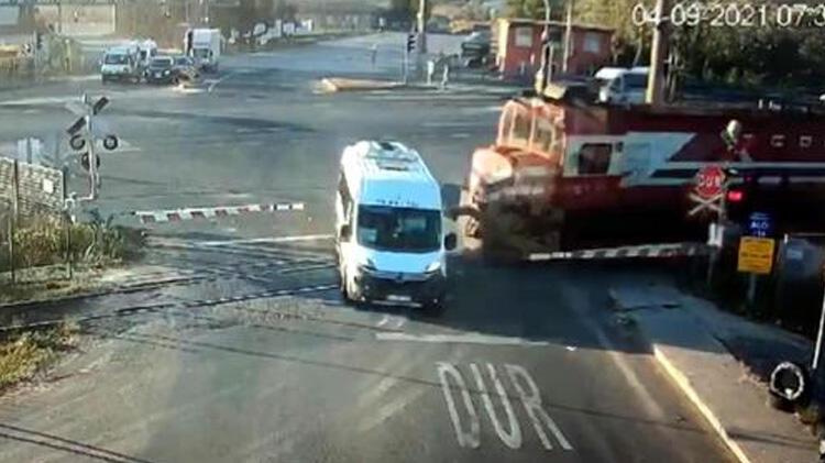 Trenin çarptığı minibüste 7 kişi ölmüştü! Bilirkişi raporu ortaya çıktı
