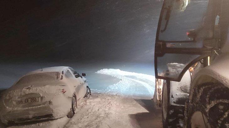 287 yerleşim yeri yolu kapandı, mahsur kalanları ekipler kurtardı