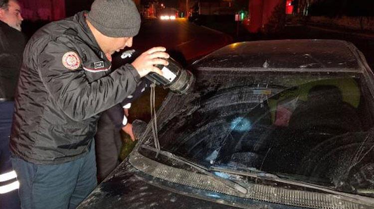 Adana’da uyuyakalan sürücü, ekipleri harekete geçirdi