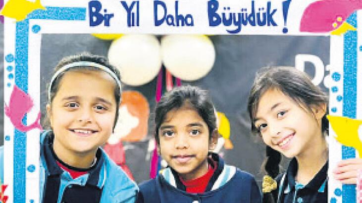Afgan kızların ‘mutlu gelecek’ umudu Türkiye