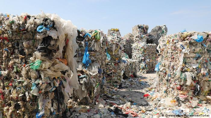 Almanya’dan Türkiye’ye gönderilen plastik atıklar: Bakan yasa dışı ihracata yasak istiyor