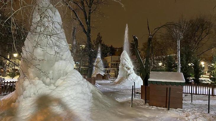 Ankara’da hava sıcaklığı – 10 dereceye düştü! Kuğulu Park’ta sular buz tuttu