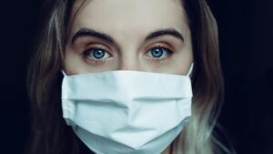 Ateş koronavirüsün kesin belirtisi mi? İşte şimdiye kadar kaydedilen beş ortak semptom