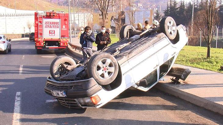 Bariyerlere çarpan araç yan yattı! Ölümden döndüler