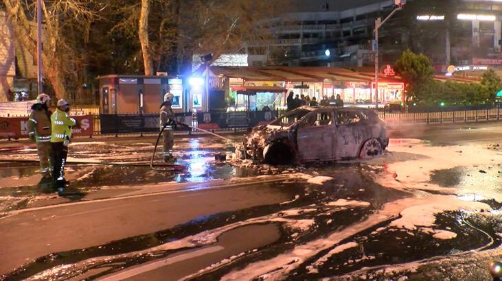 Beşiktaş’ta otomobil alev alev yandı! Sürücü son anda kurtuldu