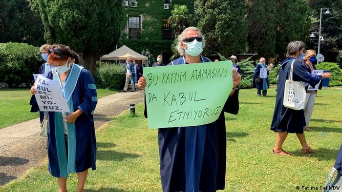 Boğaziçi Üniversitesi’nde üç dekan görevden alındı