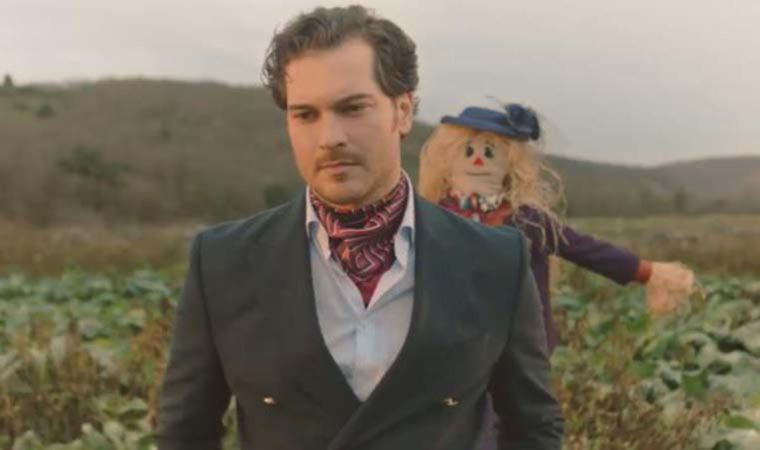 Çağatay Ulusoy’un ‘Süslü Korkuluk’taki partneri belli oldu