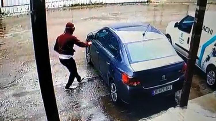 Camını kırdıkları otomobilden 82 bin TL çalan kardeşler yakalandı