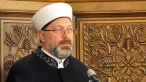 Diyanet İşleri Başkanı Erbaş, ‘Sarıkamış Şehitleri’ni andı