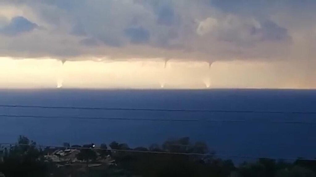 Fethiye’de ‘hortum’ paniği! Böyle görüntülendi
