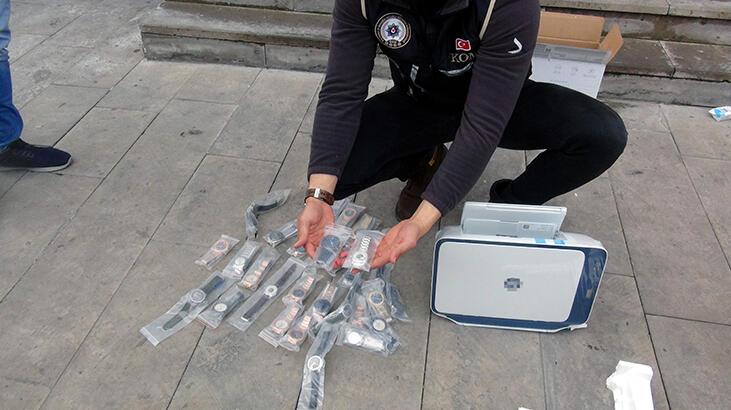 Gümrük kaçağı saatler yazıcıların içinden çıktı