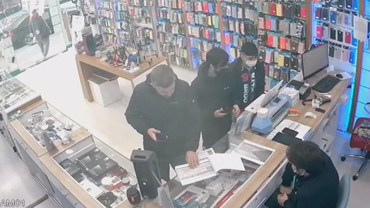 Hırsızı fark etti tokat atıp kovdu! Görüntüleri izleyince şoke oldu